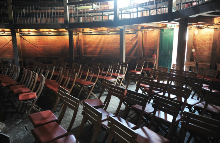 La "Tour Vagabonde", théâtre Élisabéthain à Paris.© Photos D.Raux.