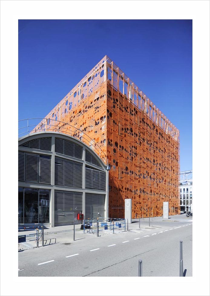 Immeuble Confluences Lyon © D Raux 2