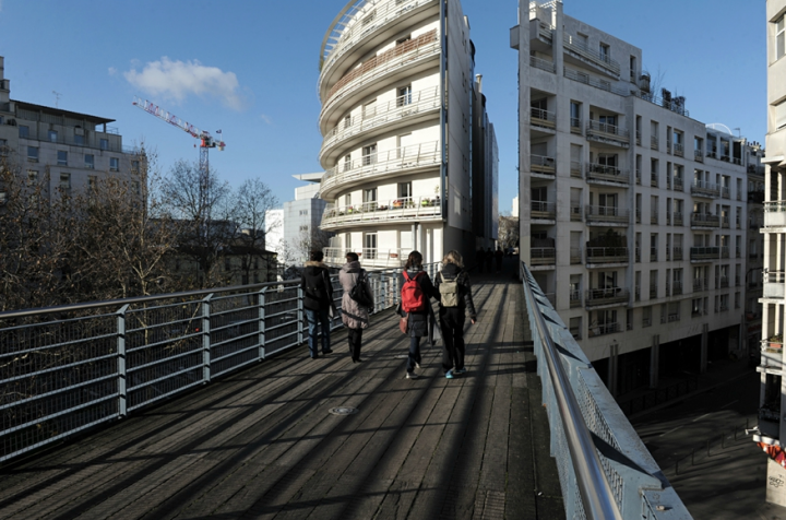 Jalonnée de jardins, de viaducs et de tunnels, cette balade, en partie aérienne, traverse tout le 12e. Prendre de la hauteur avec la Promenade Plantée, longue de quatre kilomètres et demi, elle relie l’avenue Daumesnil au boulevard périphérique.© Photo Didier Raux